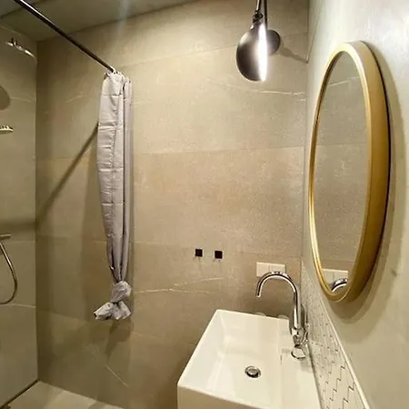 Apartment-erich Am Park-rabet Apartamento